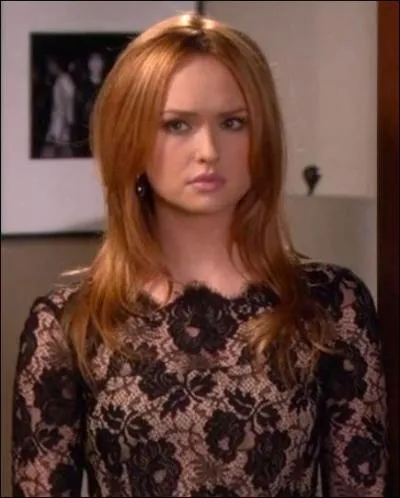 Qu'est-ce que fait Charlie après avoir reçu l'aide de Vanessa ?