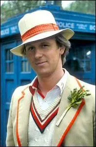 Quel personnage incarne l'acteur Peter Davison ?