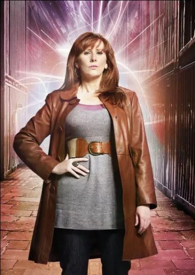 Comment s'appelle l'actrice qui joue Donna Noble ?