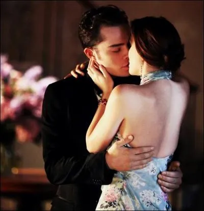 Qui a envoy une vido o Blair dit qu'elle aime Chuck  Gossip Girl, le jour du mariage de Blair ?