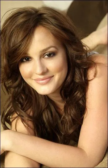 Qui organise l'enterrement de vie de jeune fille de Blair ?