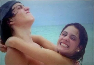 Quel est le prénom du frère de Martina ?