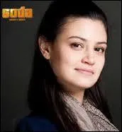 Comment se nomme le personnage qui joue Jenna ?