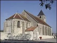 Nous reprenons la route et nous passons devant l'église de la commune Auboise de Champignol-lez-Mondeville. Nous sommes en région ...