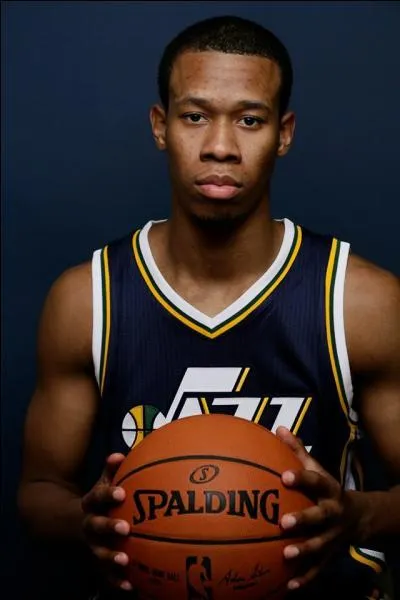 Il est choisi en vingt-troisième position par les Jazzs. Qui est-ce ?