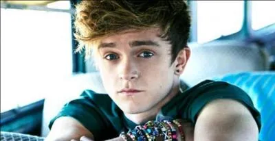 Comment s'appelle t'il ?