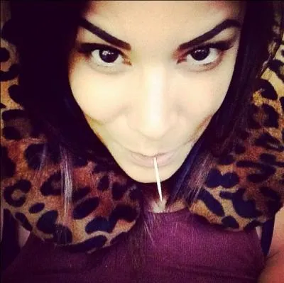 Elle est amie avec...