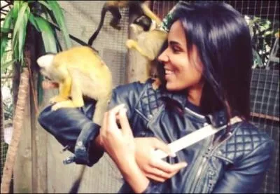 Shy'm a-t-elle commencé sa carrière grâce à une émission télévisée ?