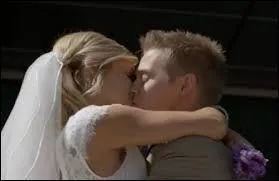 Comment s'appelle la fiancée de Toby ?