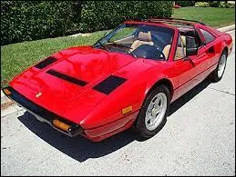 Quelle est la marque de ce coupé ?