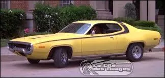 A quelle femme appartient cette voiture dans "Shérif, fais-moi peur" ?