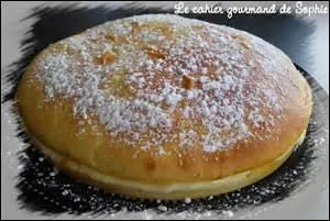 Comment s'appelle cette pâtisserie à base de crème pâtissière ?