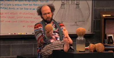 Comment s'appelle ce prof de théâtre complètement fou, qui adore les noix de coco ?