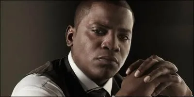 Quel est le nom de cet homme ?