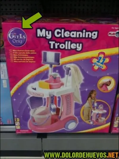 On est au XXIème siècle, mamans et papas ! Et voilà ce qu'on propose comme jouet en indiquant bien en plus que le jouet est... ?