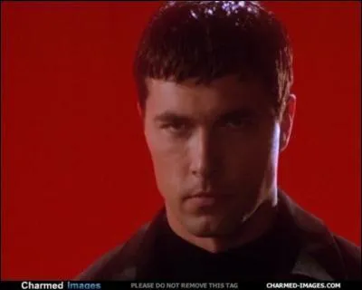 Son but est de rester jeune éternellement, il devient le démon Javna, quel est son nom ?