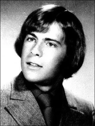 Né en Allemagne de l'ouest, si je vous dis , John McClane, vous trouvez tout de suite, non ?