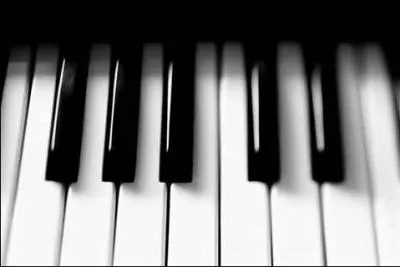 Combien de touches un clavier de piano normal comporte-t-il ?