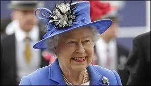 A ce jour , celui qui succédera à la Reine Elisabeth II est :