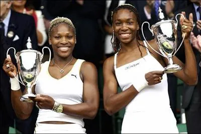 Voici les 2 surs Williams , Vénus est ....