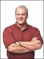 Quel est le surnom de Bob au boulot ?