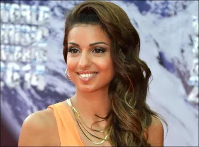 Quelle chanson Tal devait-elle normalement chanter seule ?