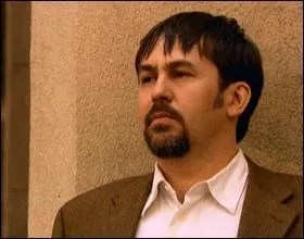 Avec qui ce personnage avait-il un lien lors de la saison 1 ?