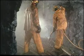 Quelle est la principale ressource minière des provinces sahariennes dont le Maroc est le 3e producteur mondial ?