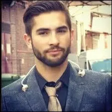 Qui était son coach pendant The voice 3 ?