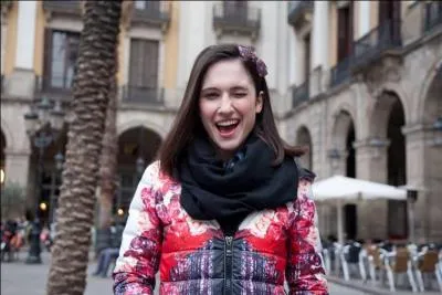 León et Francesca vont s'embrasser par erreur ; que se passera-t-il ?