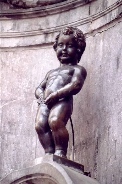 Le Manneken-Pis mesure +ou- :