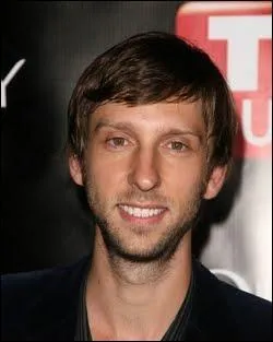 Avant le début de la saison 6, qu'arrive-t-il à Colin Fisher ?