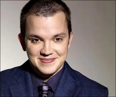 Comment Camille surnomme-t-elle Zach ?