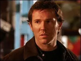 Russ Brennan est le ... ... de Tempérance Brennan.