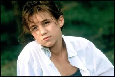 Qui est cette actrice et chanteuse ?