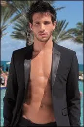 Quel est son Twitter ?