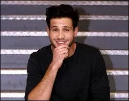 Ce personnage devra avoir une nouvelle identité pour vivre sa passion. Quel sera son prénom au Studio On Beat ?