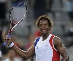 On passe au tennis. Quel français a remporté le Master 1000 de Toronto en 2014 ?