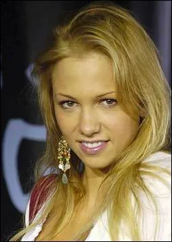 Comment s'appelle la sur de Billie ?