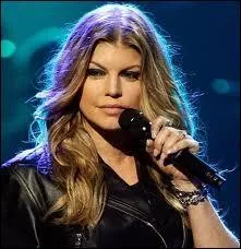 De quel groupe fait partie Fergie ?