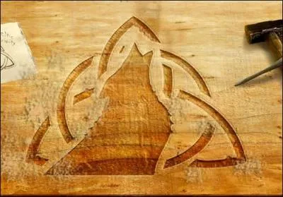 Dernier logo, à qui appartient-il ?