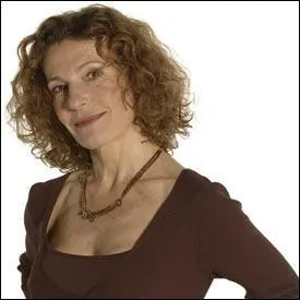 C'est la femme de Roland dans plus belle la vie :