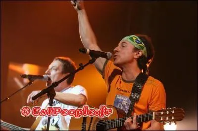 1987. "Cadencez ! Biguinez ! Dansez ! Races et peaux tout collés ! Couleur et sang mêlés ! ". Quel est le titre de cette chanson où Raft évoque le racisme et la tolérance ?