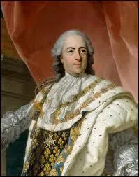 Louis XV (dit le "Bien-aimé") est l'arrière-petit-fils de Louis XIV.