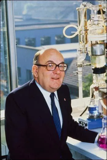 Qui était François Dalle décédé le 9 août 2005 ?