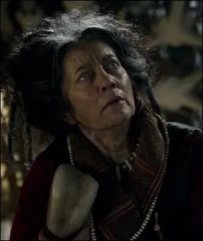 Quel est le prénom de la dame aux ossements ?