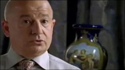 Début 2006, cet homme se présente aux élections cantonales, mais ça ne va pas se passer comme prévu et il finit en prison !