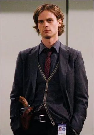 Dans quelle série joue cet acteur ?
( Voir Image )