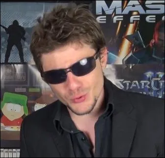 Quel est le vrai nom de ce Youtuber ?