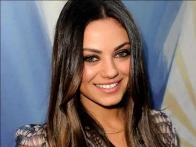 Actrice de cinéma : combien de langues l'actrice Mila Kunis maîtrise-t-elle ?